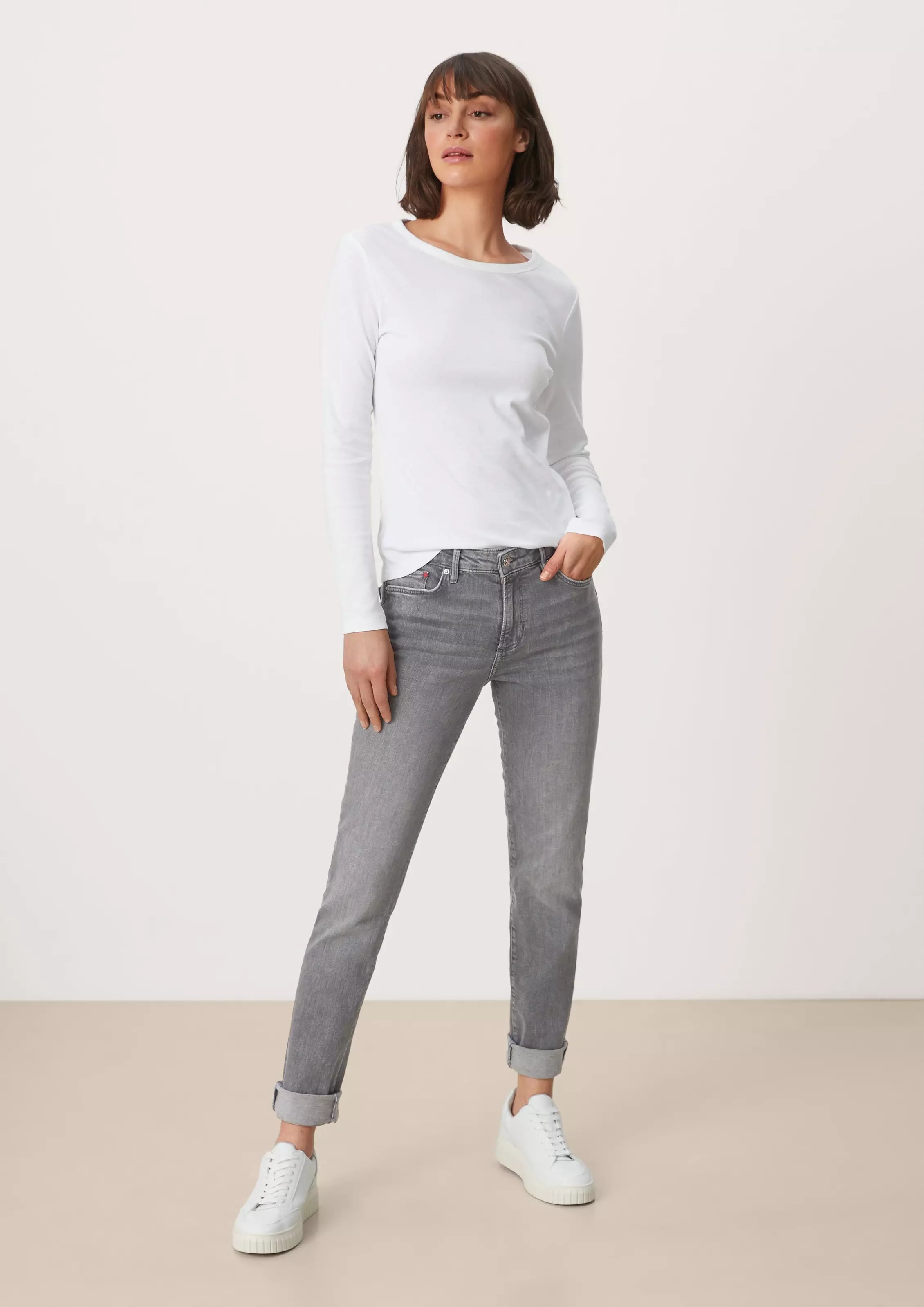 s.Oliver Betsy Slim Fit Mid Rise Jeans