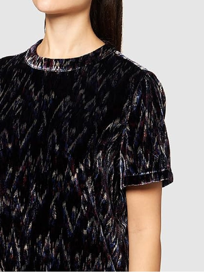 Close-up of the s.Oliver blouse showing the round neckline, short sleeve and multicoloured abstract print on black