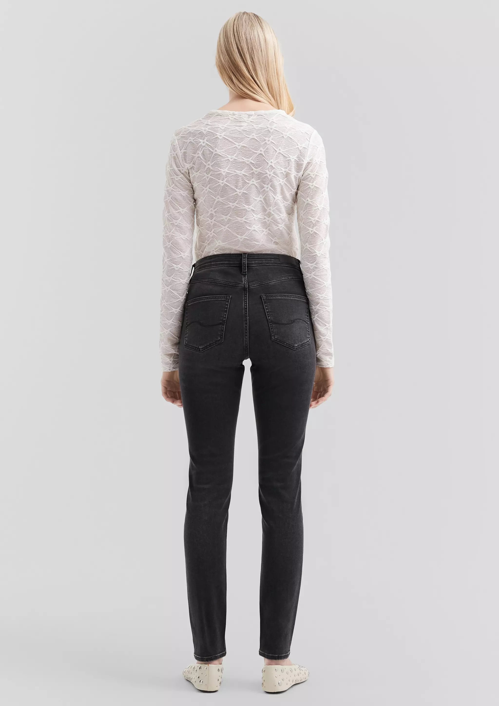 Q/S by s.Oliver női fekete farmernadrág