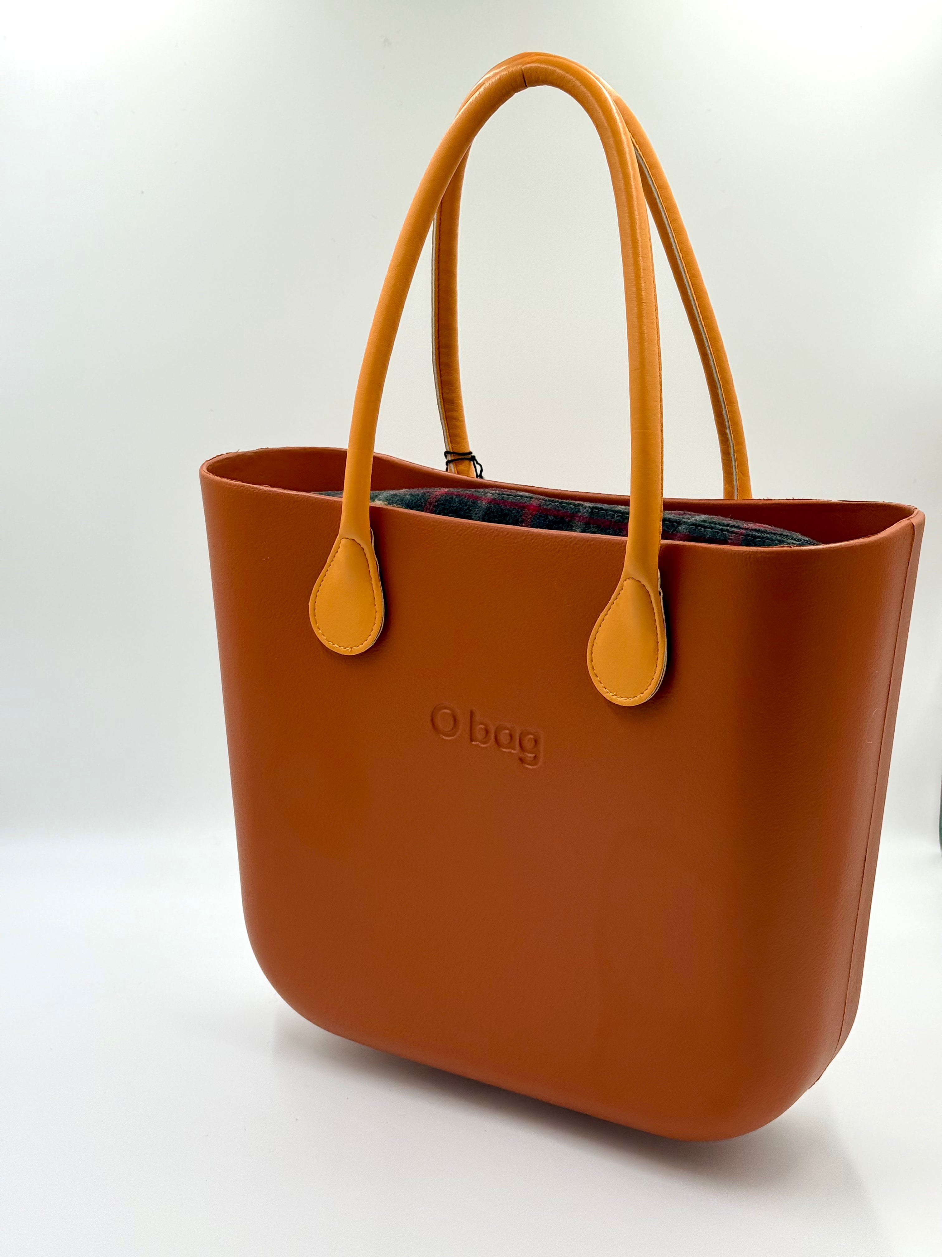 Bruciato O bag Classic – bézs/nude kézitáska kockás cipzáras belsővel