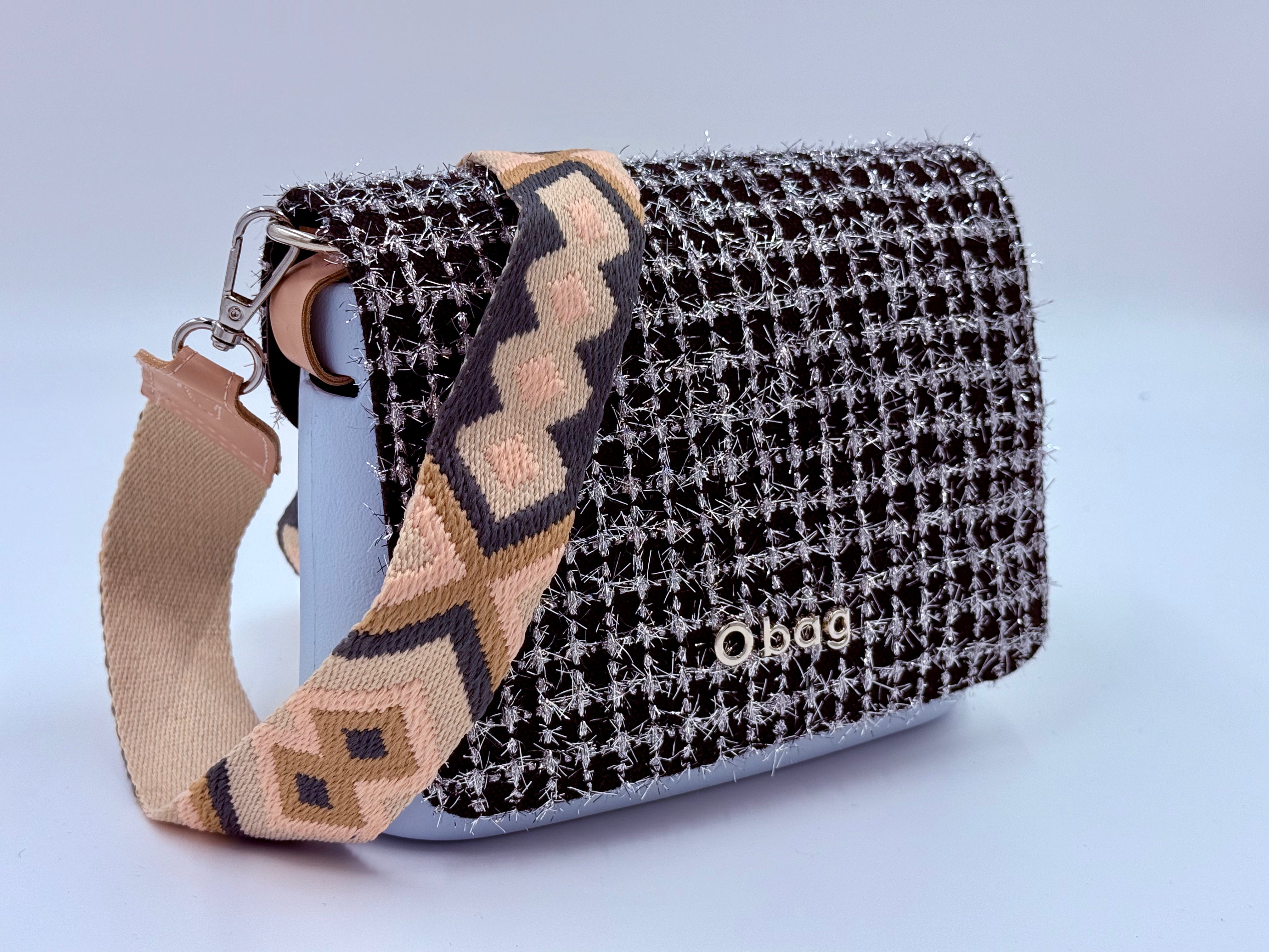 O bag Pocket bag – with tweed lid and patterned wide shoulder strap