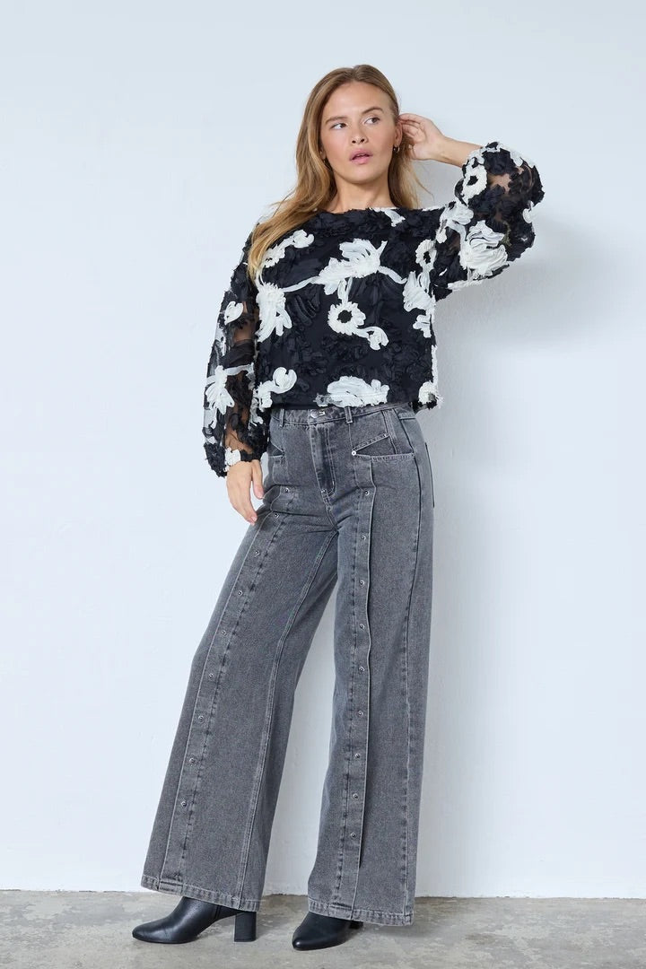 Co'couture Fleur CC bolyhos, hosszú ujjú blúz – fekete