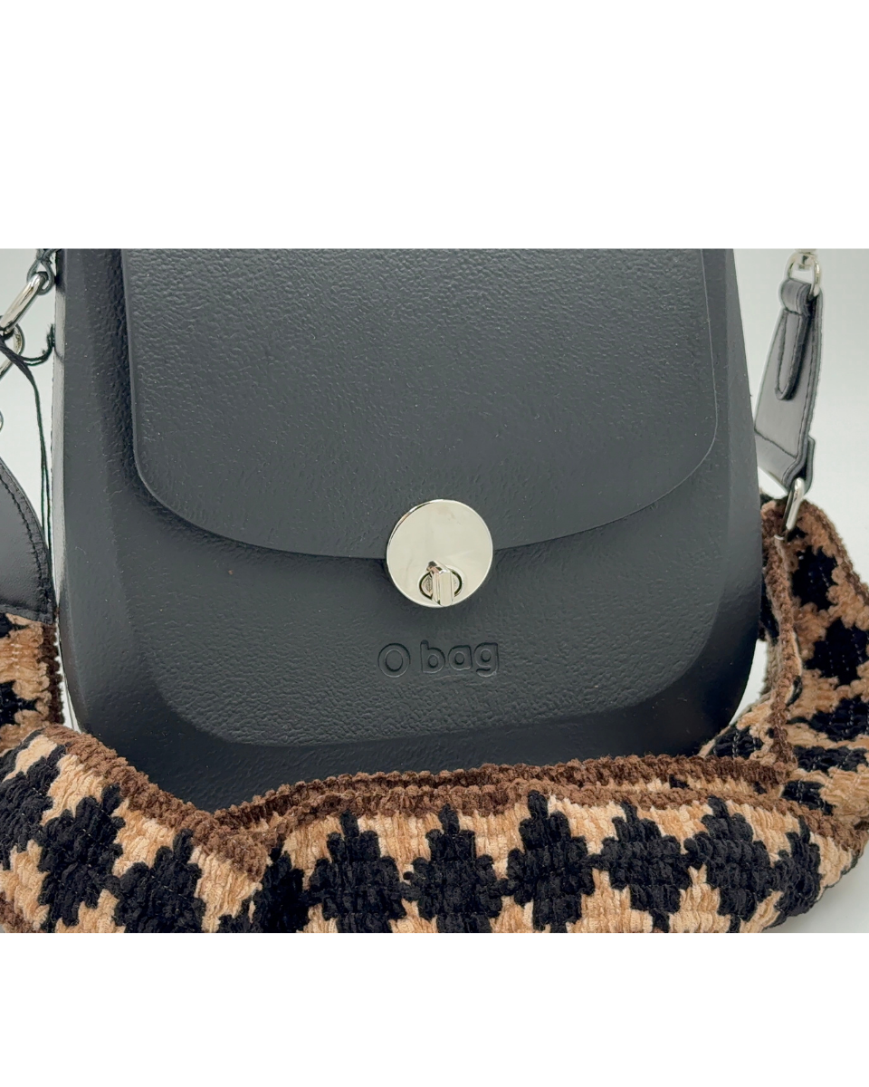 O bag Chase – Keresztpántos táska halszálka mintás pánttal