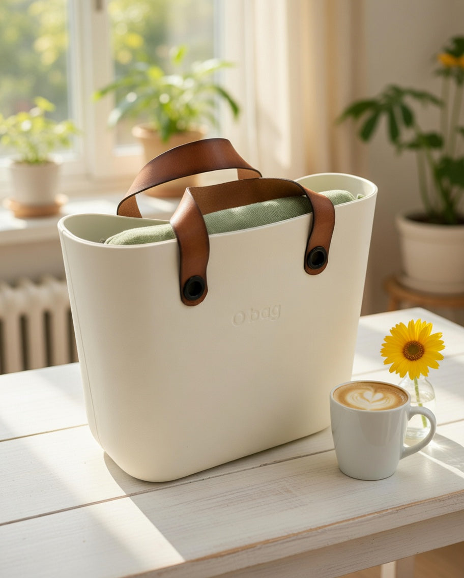 O bag – Off-White válltáska konyak színű bőr fogantyúval és zsályazöld belsővel