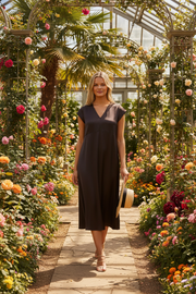 Saint Tropez SafinaSZ SS Dress lifestyle - botanical garden