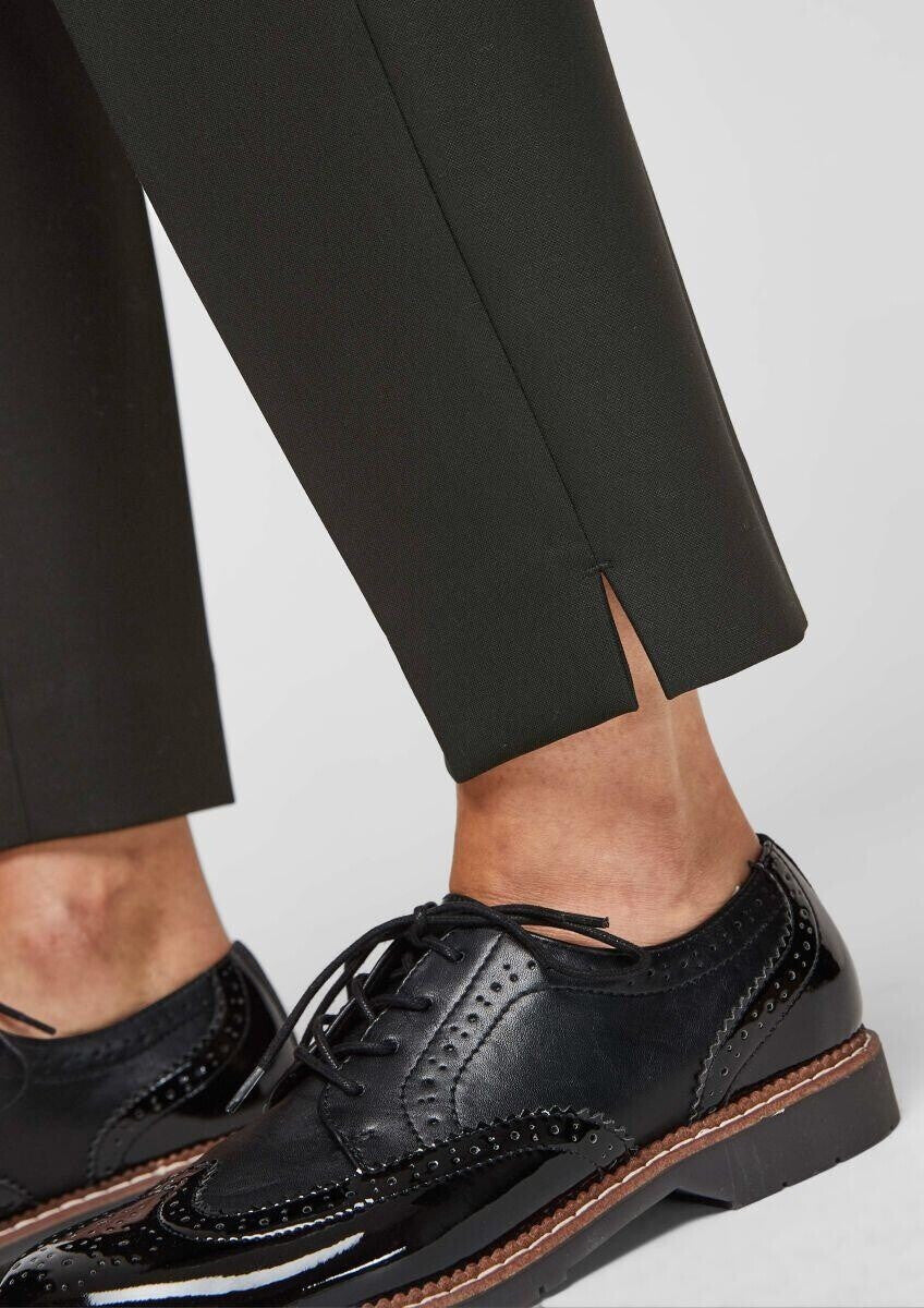 s.Oliver női fekete szabónadrág - karcsúsított szabású, bokáig érő - modell 2102854